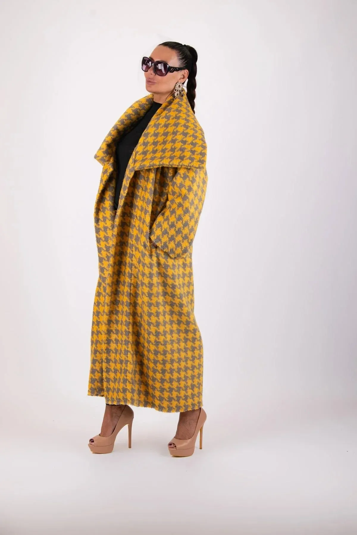 OFELIA WINTER HOUNDSTOOTH COAT ON SALE