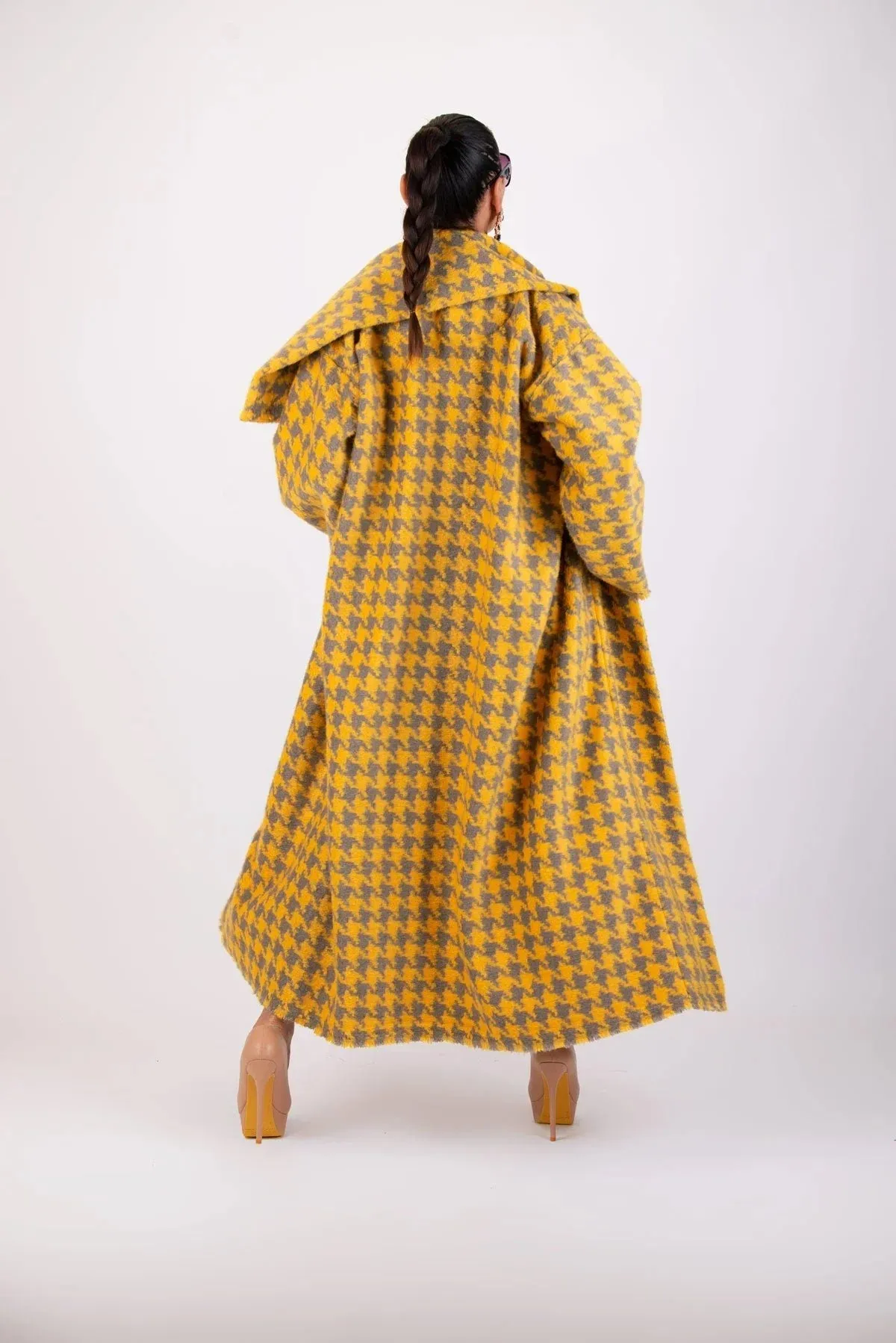 OFELIA WINTER HOUNDSTOOTH COAT ON SALE